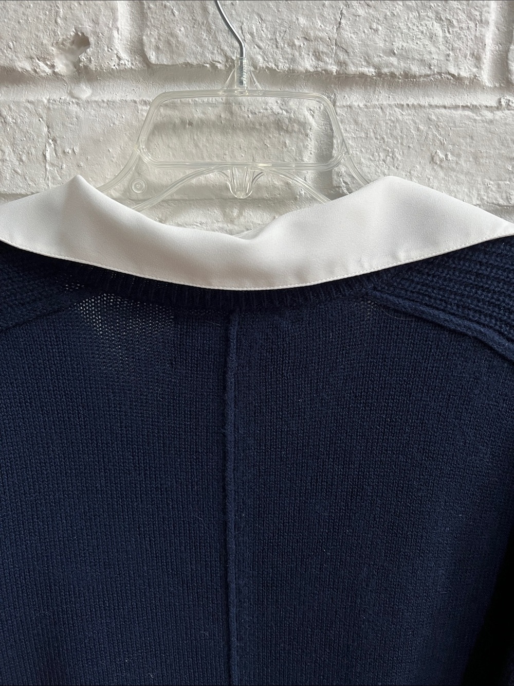 BROCHU WALKER Blue V-Neck Long sleeve Sweater Layered Look Sewn in White Shirt - Picture 12 of 16